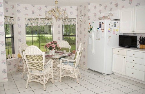 Beaufort House | Near Beaufort, Port Royal, Parris Island, Hunting Island, & Golf!