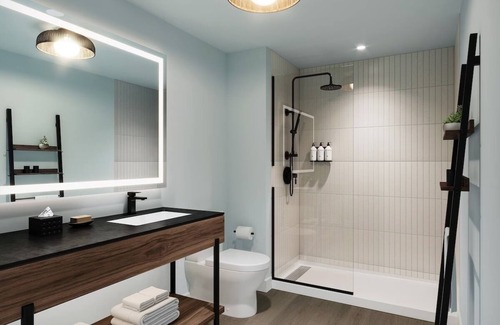 Diamond Head - Kapahulu - St. Louis Hotel | Near Diamond Head State Monument | Room w/Lanai