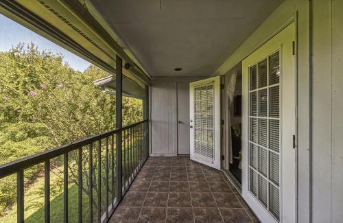 Lake Frederica Apartment | Near Disney Stylish 2BR with Pool