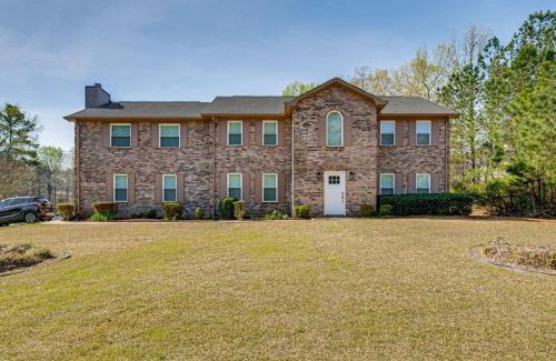 Church Street House | Near GICC and ATL Airport Modern Townhome!