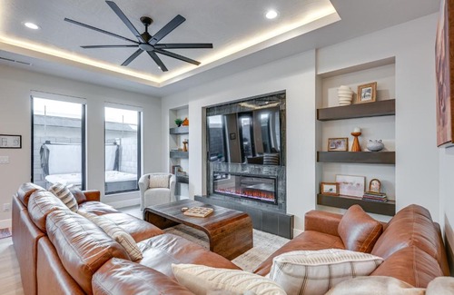 Hurricane House | Near Hiking and Fishing Hurricane Home with Hot Tub!