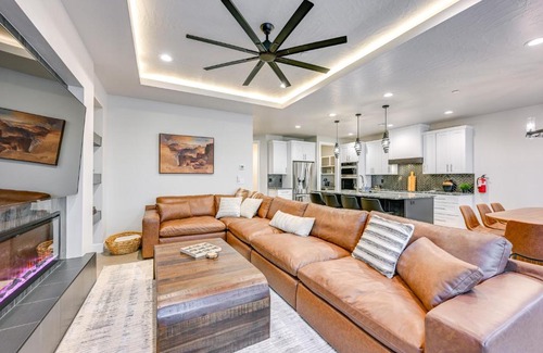 Hurricane House | Near Hiking and Fishing Hurricane Home with Hot Tub!