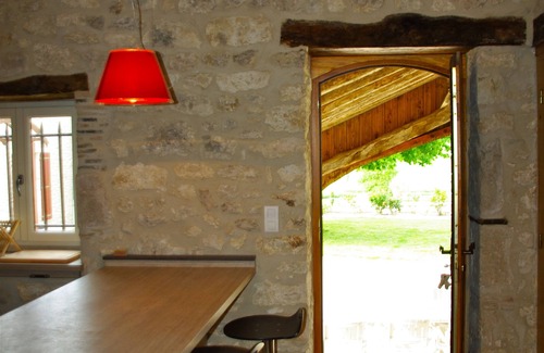 Bouniagues Cottage | Near Monbazillac charming gîte 3ha park heated swimming pool barn