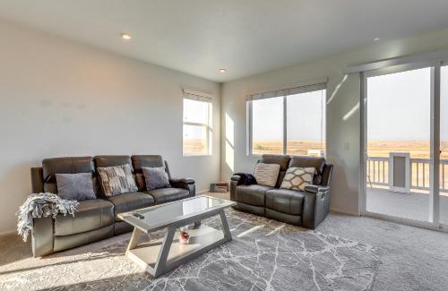 Commerce City House | Near Rocky Mountain Arsenal Commerce City Home
