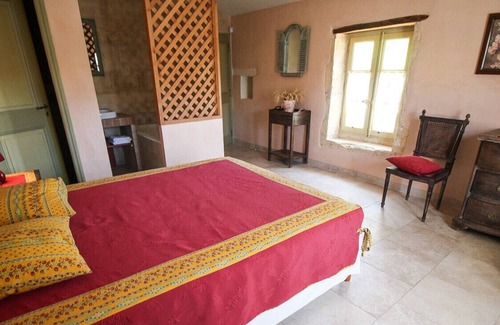 Saint-Etienne-du-Gres House | Near Saint-Rémy-de-Provence, air-conditioned farmhouse, heated pool