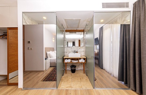 Cagaloglu Hotel | Neda