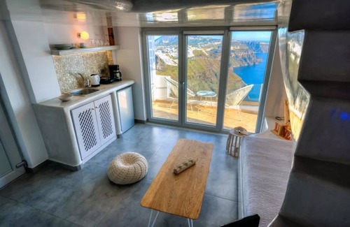 Imerovigli Apartment | Nefeli Homes - Adults Only