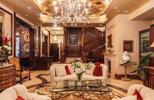 Lower Pacific Heights House | Neighbourgood Sutter Mansion