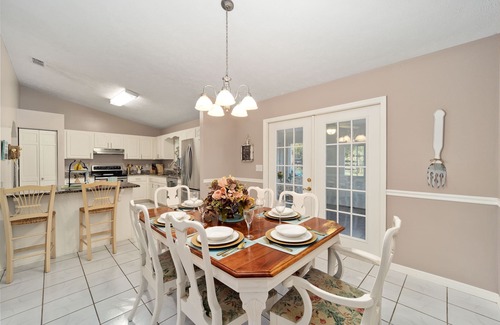 Fellowship House | Nellies Cottage is 4 miles from WEC-World Equestrian Center