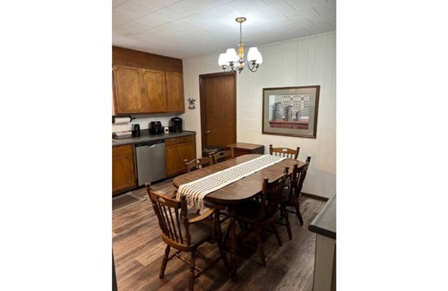 Albertville House | Nellie’s Place