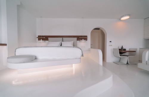Megalochori Hotel | Nelya Suites