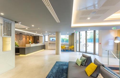 Cannes City Centre Apartment | Nemea Appart Hotel Cannes Palais