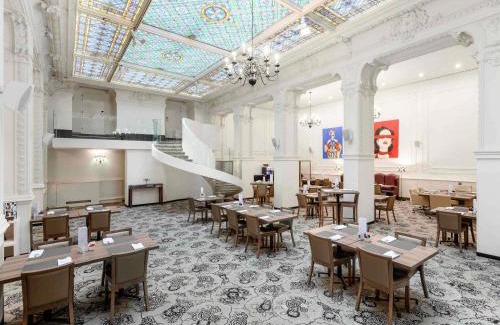 Nepszinhaz negyed Hotel | Nemzeti Hotel Budapest - MGallery Collection