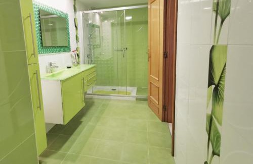 Carretera de Cadiz Apartment | Neptuno Apartment: Sun, beach and relax in Huelin