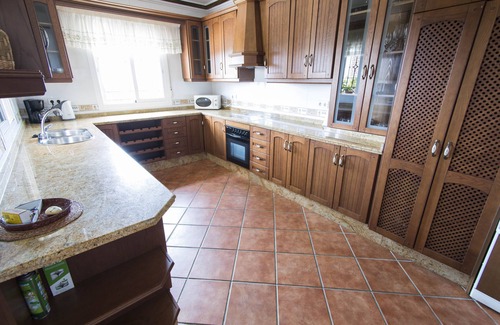 Frigiliana Villa | NERJA: VILLA WITH PRIVATE LIVING CLIMATE WITH JACUZZIS, IN NERJA (MALAGA)