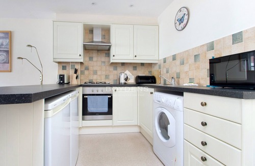 Frinton-on-Sea House | Nestled in the heart of Frinton on Sea is this terraced mews cottage offering open plan living