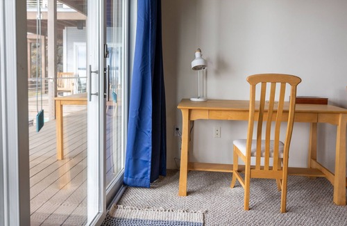 Sitka Cabin | Nestled in the Heart of Nature