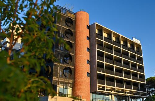 Bentley Hotel | Nesuto Curtin Perth Hotel