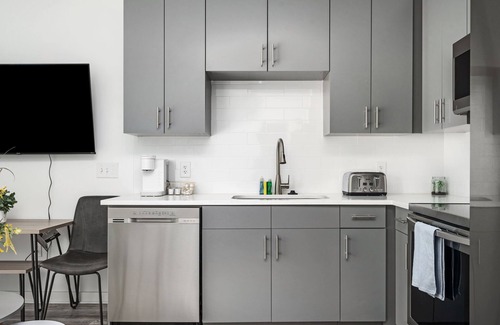 Old Fourth Ward Condo | New 1B1B Balcony Downtown