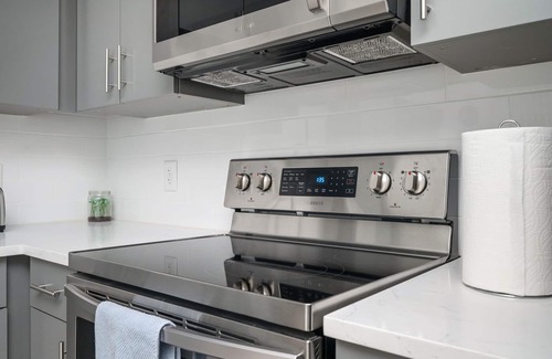 Old Fourth Ward Condo | New 1B1B Balcony Downtown
