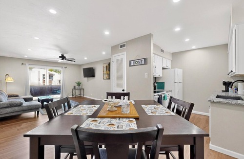 Uptown Condo | NEW 2-bed/2-bath condo in serene Uptown walk to 3 Malls/restaurants/movies