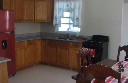 Runaway Bay Boat Rental | New 2 Bedrooms - 2 1/2 bathroom Townhouse