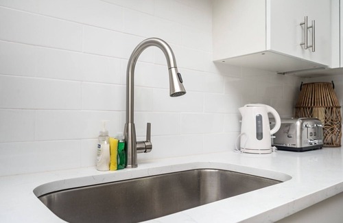 Old Fourth Ward Condo | New 2B2B Private Balcony 542Blvd104
