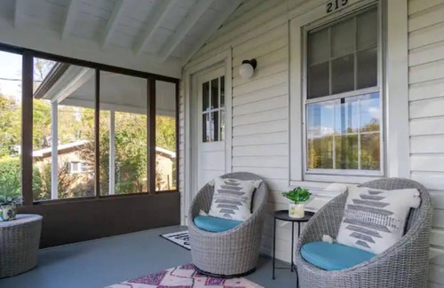 Royal Pines House | New! 3-Bedroom Boho Retreat in South Asheville