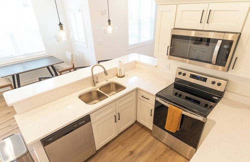 Jackson House | New - 3 Bedroom Downtown Escape