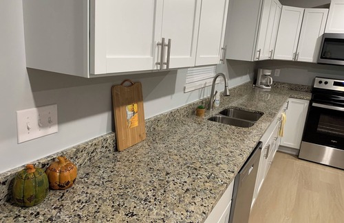 Elizabethtown House | New 3-bedroom stylish house centrally located in Elizabethtown.