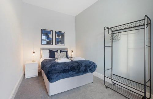 Sunderland House | NEW! 3BR in James Street
