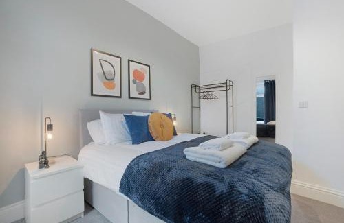 Sunderland House | NEW! 3BR in James Street