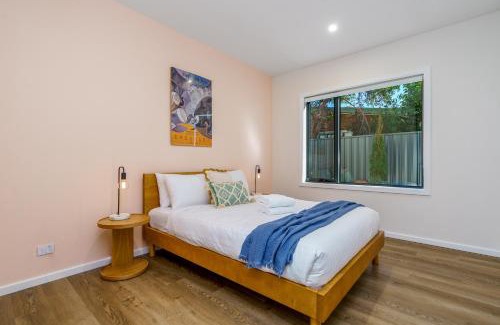 Ainslie House | New 4 bedroom city home with Tesla charger - Hosted by CanStay
