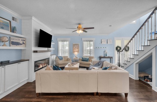 Hobe Sound House | NEW! 50% discount Jan. monthly rental. Close to Beach, Golfing, Shopping, Dining