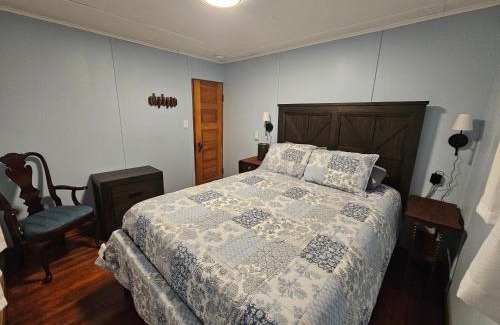 Frankfort House | New! Above Crystal Lake - Hot Tub & Lake Views!