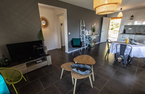 Olmeto Apartment | New accommodation, summer kitchen, terrace, garden
