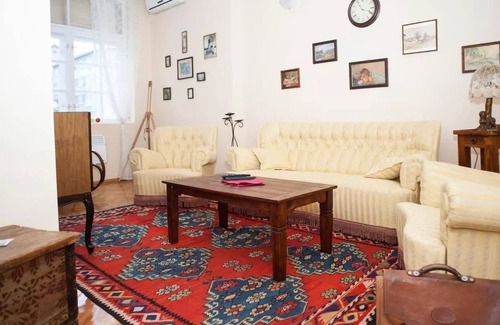 Old Town Apartment | New Age Apartment Markale
