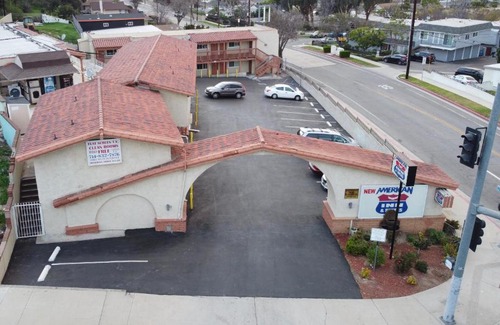 Orange Hotel | New American Inn & Suites