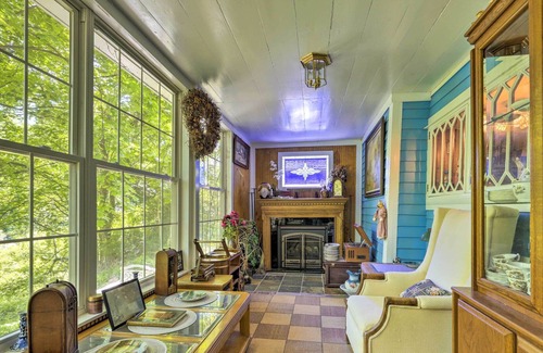 Woodstock House | NEW! Antique-Filled Home, 1/2 Mi to Woodstock Fair