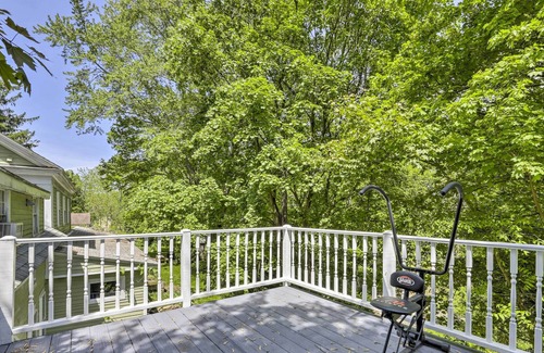 Woodstock House | NEW! Antique-Filled Home, 1/2 Mi to Woodstock Fair