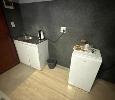 Greater Johannesburg Metropolitan Area House | New Apollo lodge