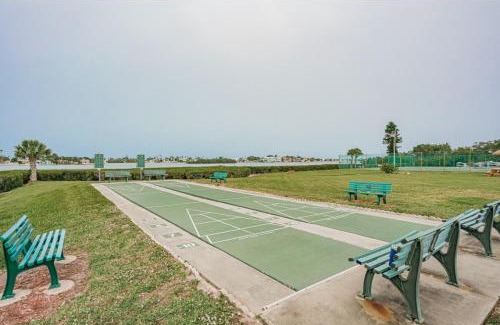 Largo Apartment | New Atlantis Club