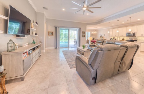 Port Saint Lucie House | New Beautiful Heated Pool 3 bedroom, 2 Bath
