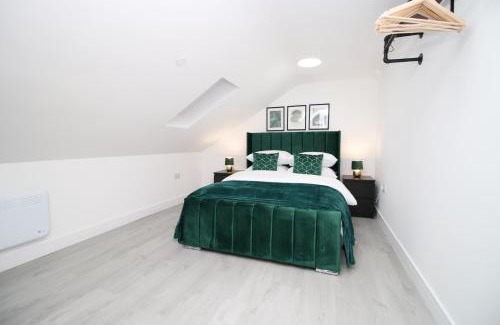 Rumney Apartment | New Cardiff Bloc Exclusive Apartments By Prime Stays - Shops and Parking - Great for Groups and Families