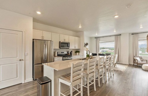 American Fork House | New! Countryside Cove | Pool | Pickleball Courts