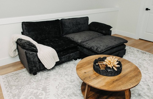 Saxon House | NEW Cozy Pair Townhome unit 2 in Spartanburg