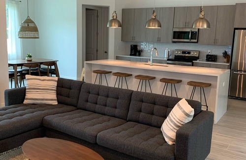 Osprey House | New Custom Smart Home Sarasota Family Getaway