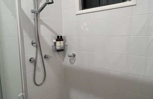 Hillsdale House | New Deluxe Guesthouse (4)