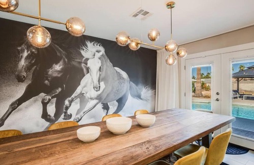 Paradise Valley Village House | NEW Desert Stallion By HomeSlice Stays
