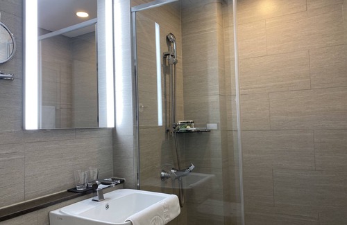 Donghae Hotel | New Donghae Hotel